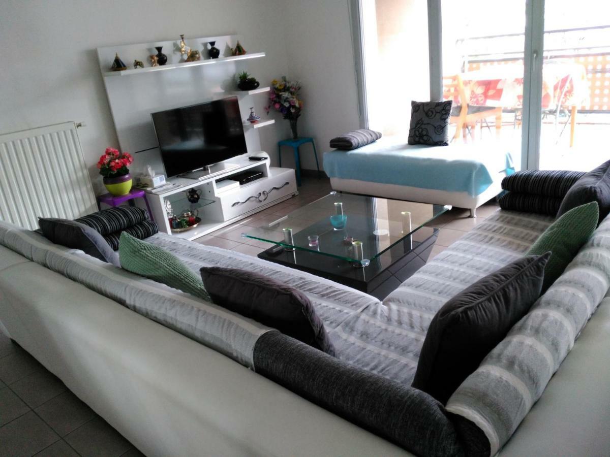 Appartement F3 Avec Parking Privee Saint-Priest  Εξωτερικό φωτογραφία