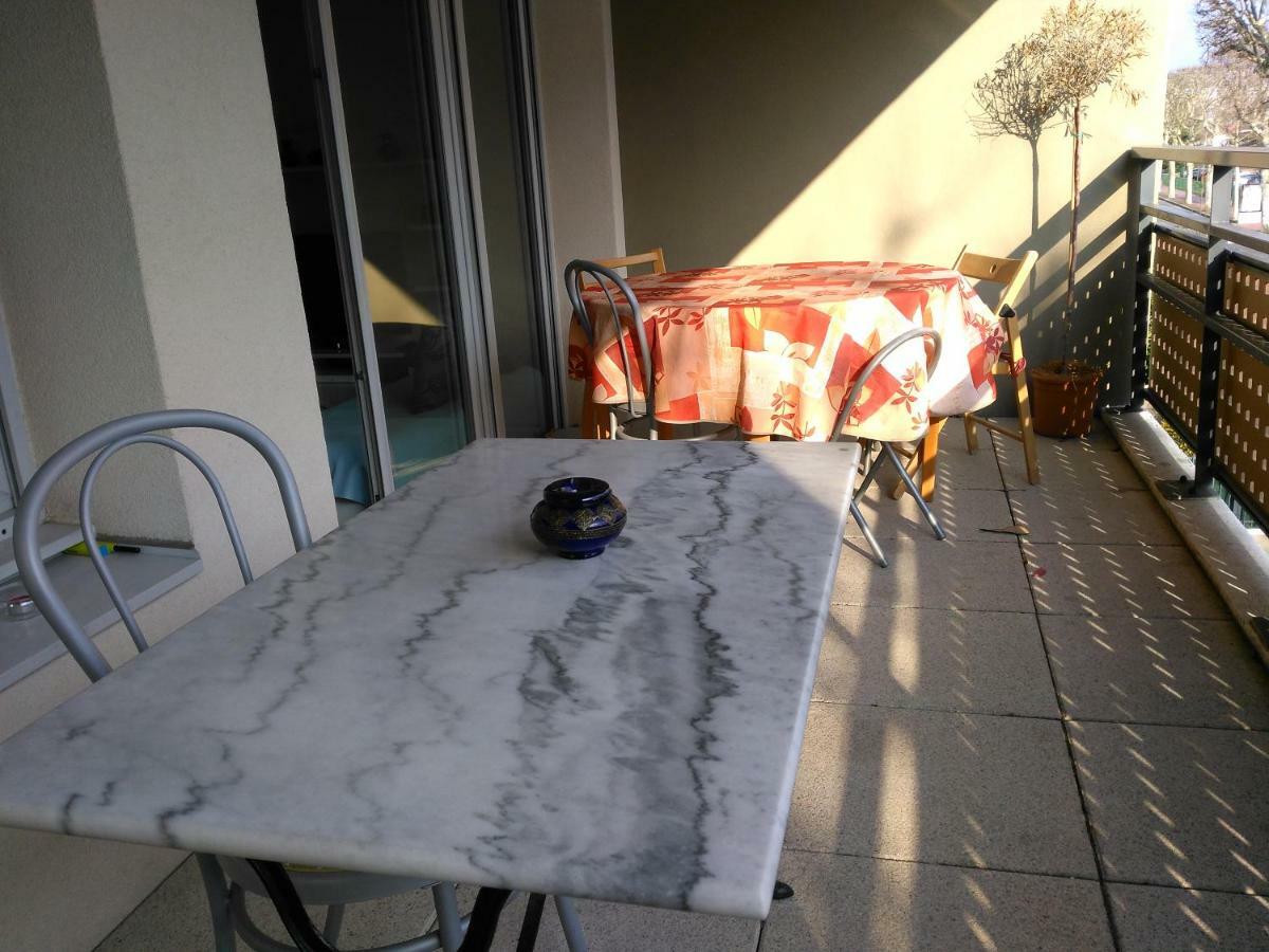 Appartement F3 Avec Parking Privee Saint-Priest  Εξωτερικό φωτογραφία