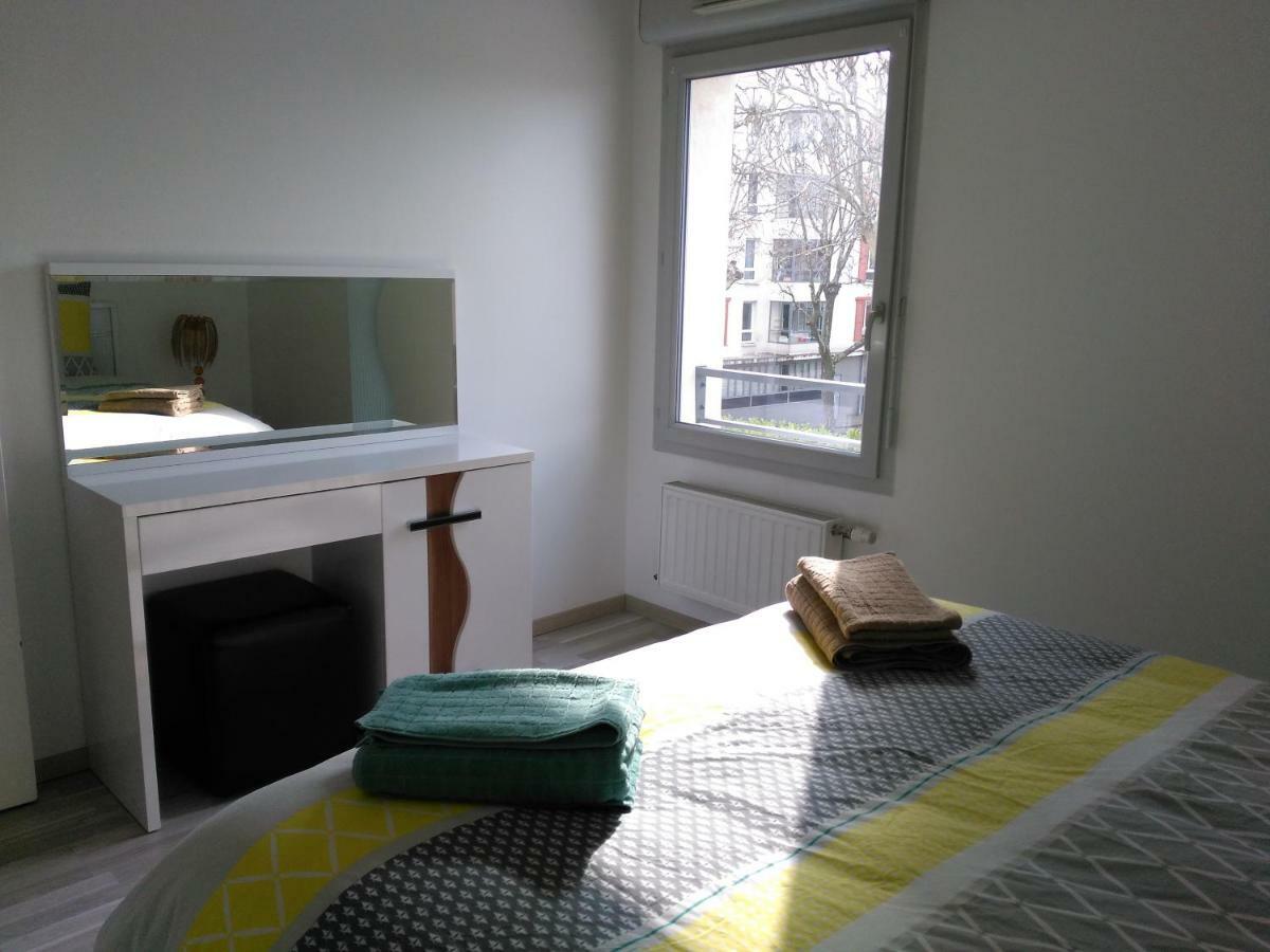Appartement F3 Avec Parking Privee Saint-Priest  Εξωτερικό φωτογραφία